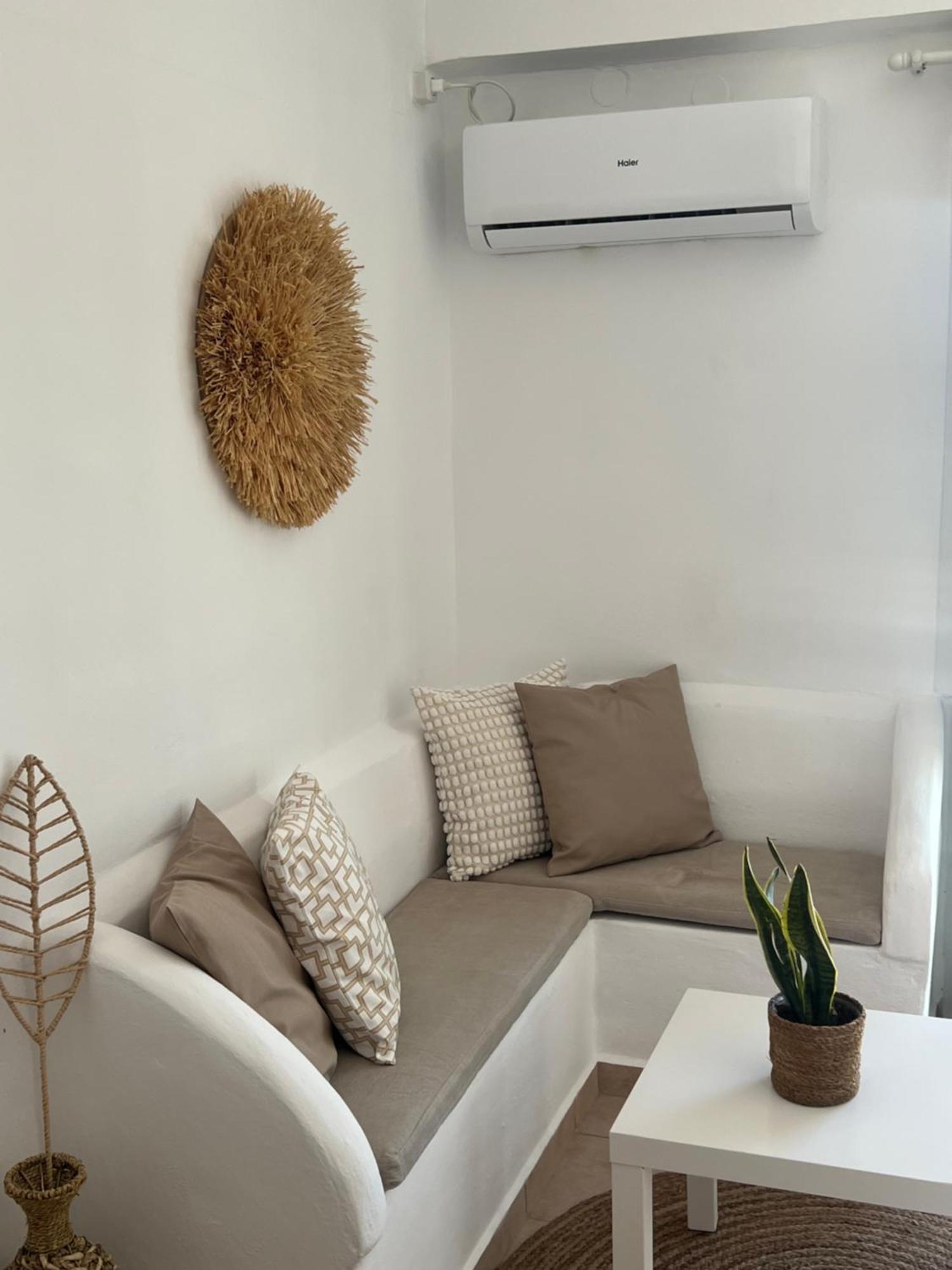 White Island Rooms Panteli Экстерьер фото